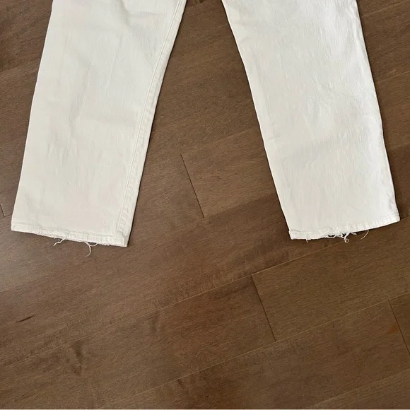 Levi’s Ribcage Straight Jean - Picture 10 of 13